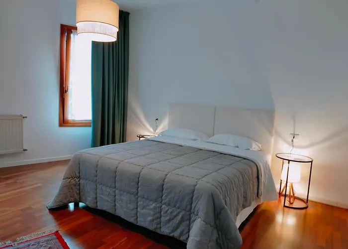 Konukevi Ca' Palazzo 3*